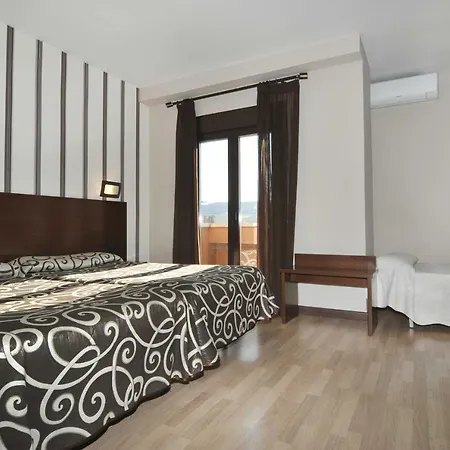 Hotel Ciudad De Plasencia Buitenkant foto